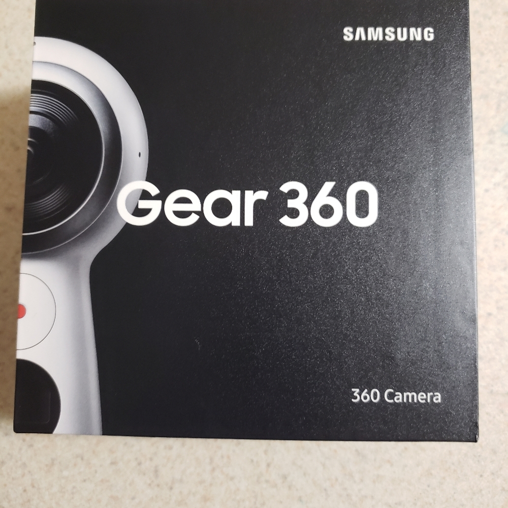 Samsung Gear 360 camera